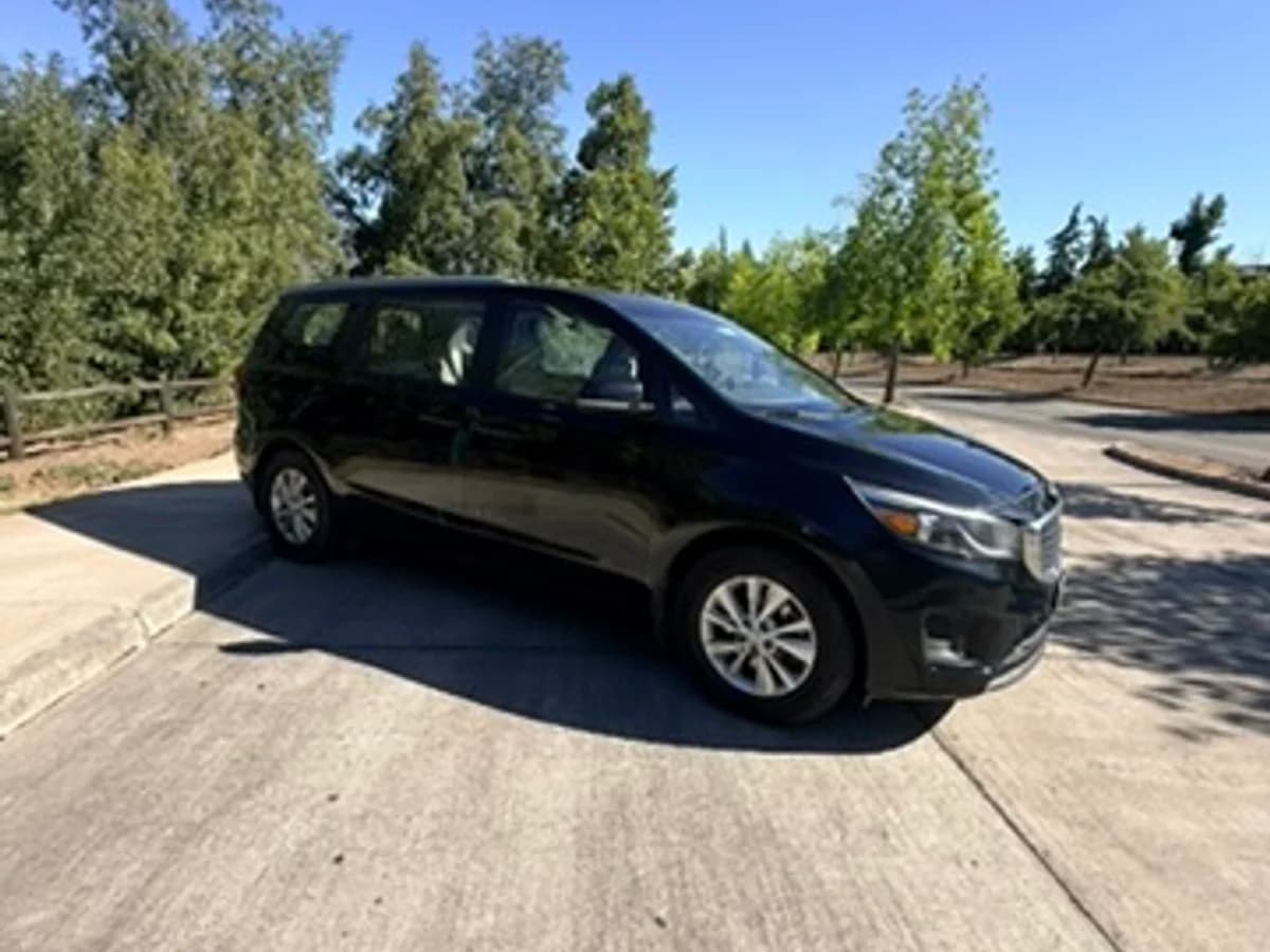 Kia Grand Carnival 3.3 V6 - Imagen 7