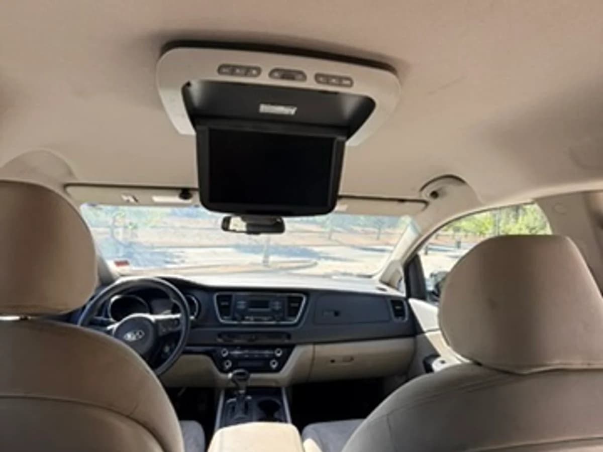Kia Grand Carnival 3.3 V6 - Imagen 12