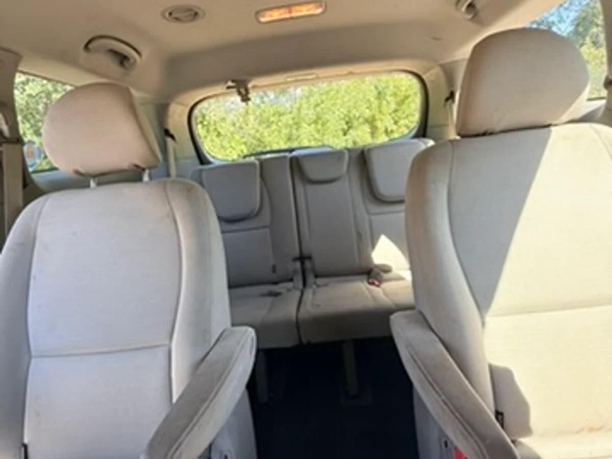 Kia Grand Carnival 3.3 V6 - Imagen 13