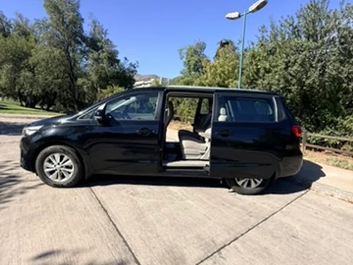 Kia Grand Carnival 3.3 V6 - Imagen 22