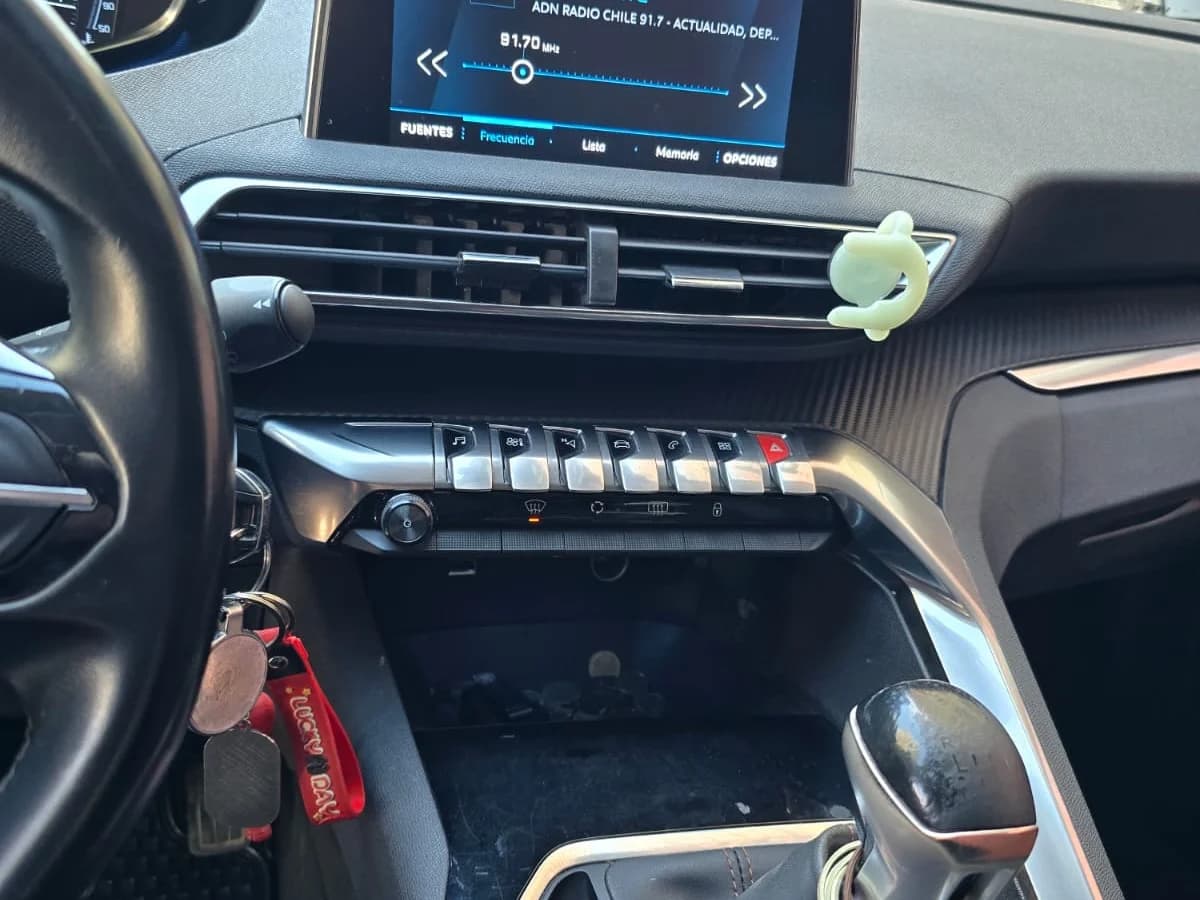 PEUGEOT 3008 MT 1.5 DIESEL - Imagen 8