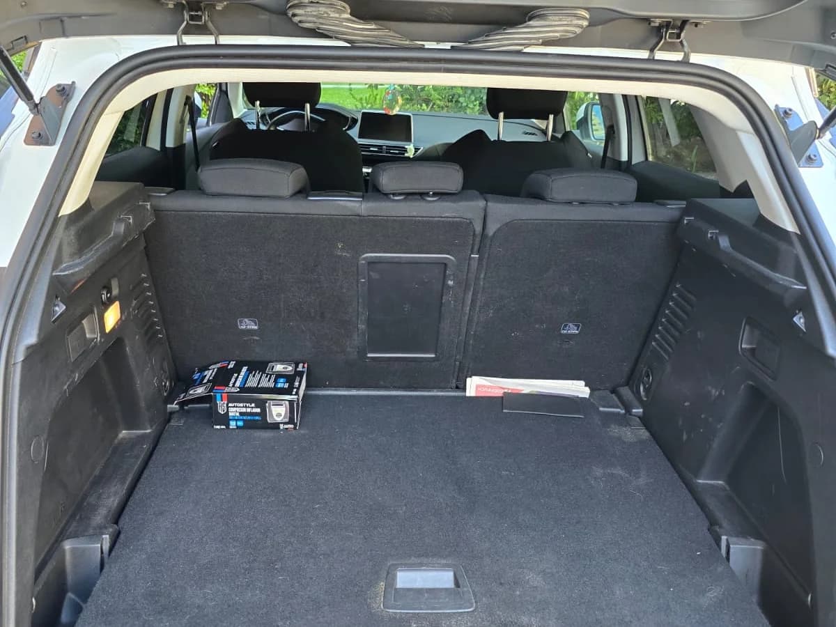 PEUGEOT 3008 MT 1.5 DIESEL - Imagen 14