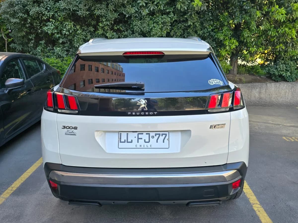 PEUGEOT 3008 MT 1.5 DIESEL - Imagen 17
