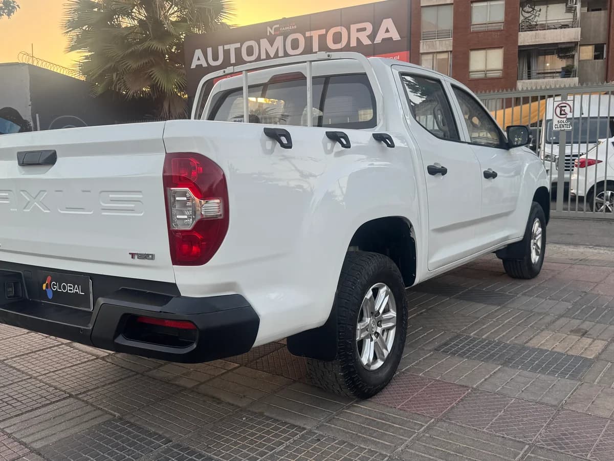 MAXUS T60 DCAB 4X2 2.8 2.8 2021 - Imagen 9