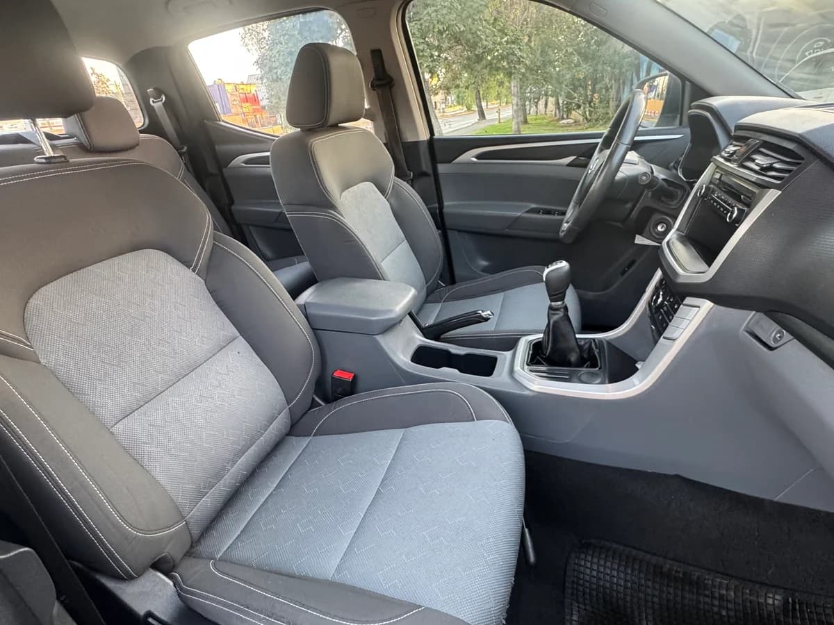 MAXUS T60 DCAB 4X2 2.8 2.8 2021 - Imagen 12