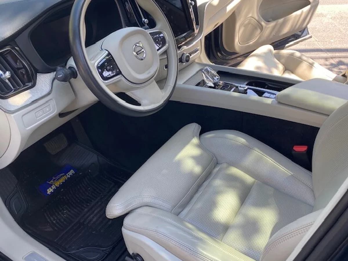 VOLVO XC60 T8 R Awd Recharge 2023 - Imagen 20