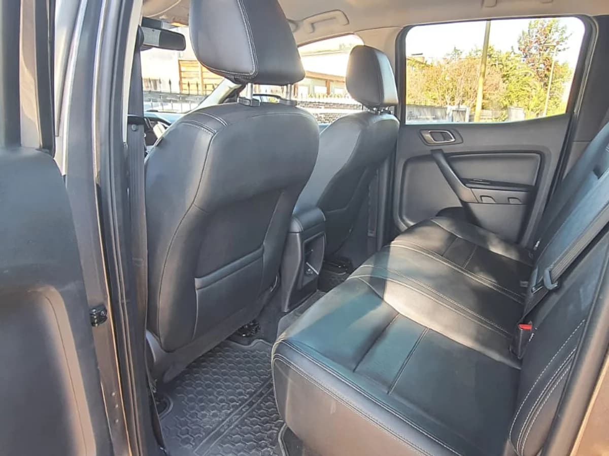 FORD RANGER 3.2 LIMITED 4X4 CUERO DIESEL UNICO DUEÑO EXTRAORDINADIA - Imagen 10