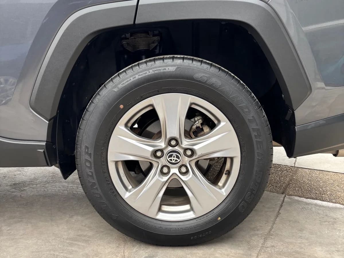 TOYOTA RAV 4 - Imagen 9