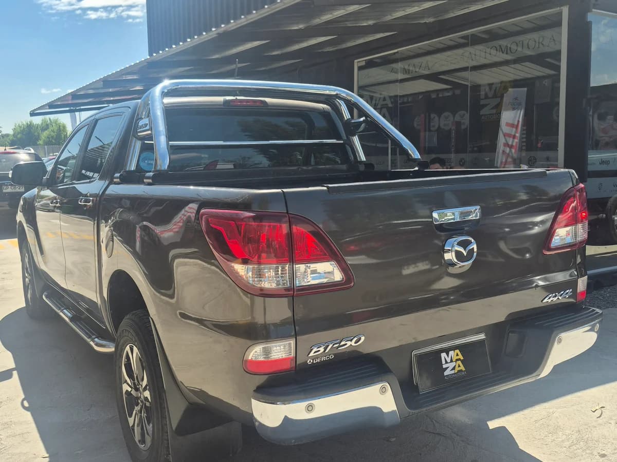 Mazda BT-50 Automatica 4X4 Diesel - Imagen 17