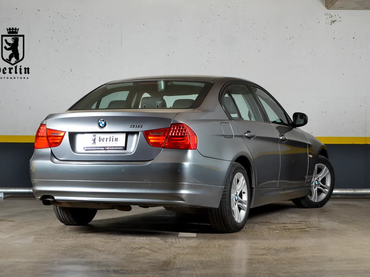 2012 BMW 316i 1.6L Aut - Imagen 10