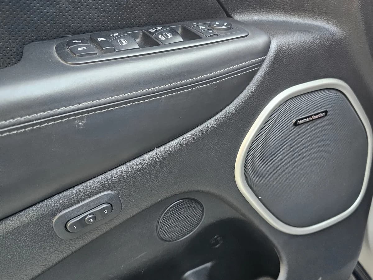Jeep grand cherokee srt8, 6.4cc automático - Imagen 7