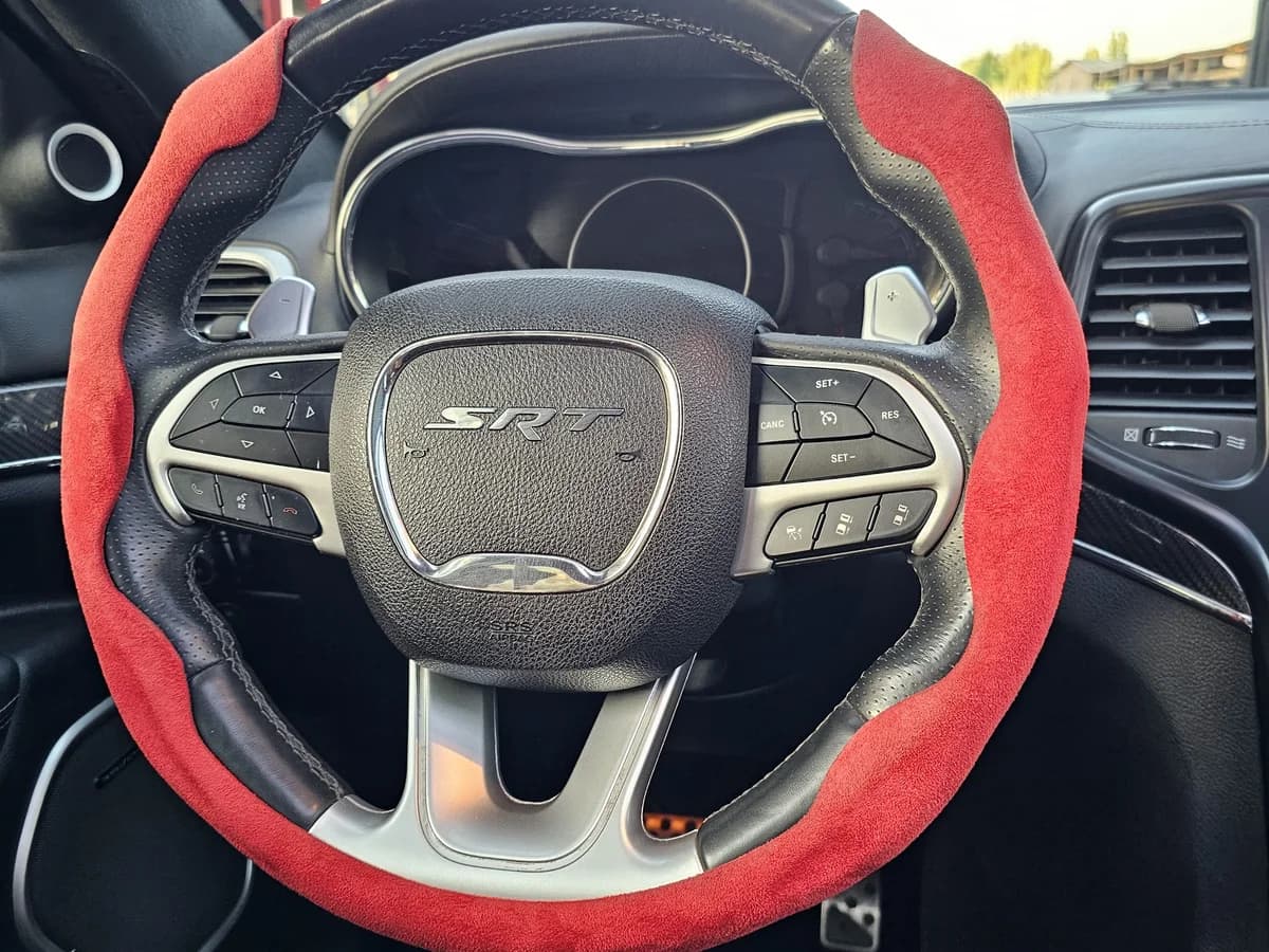 Jeep grand cherokee srt8, 6.4cc automático - Imagen 13