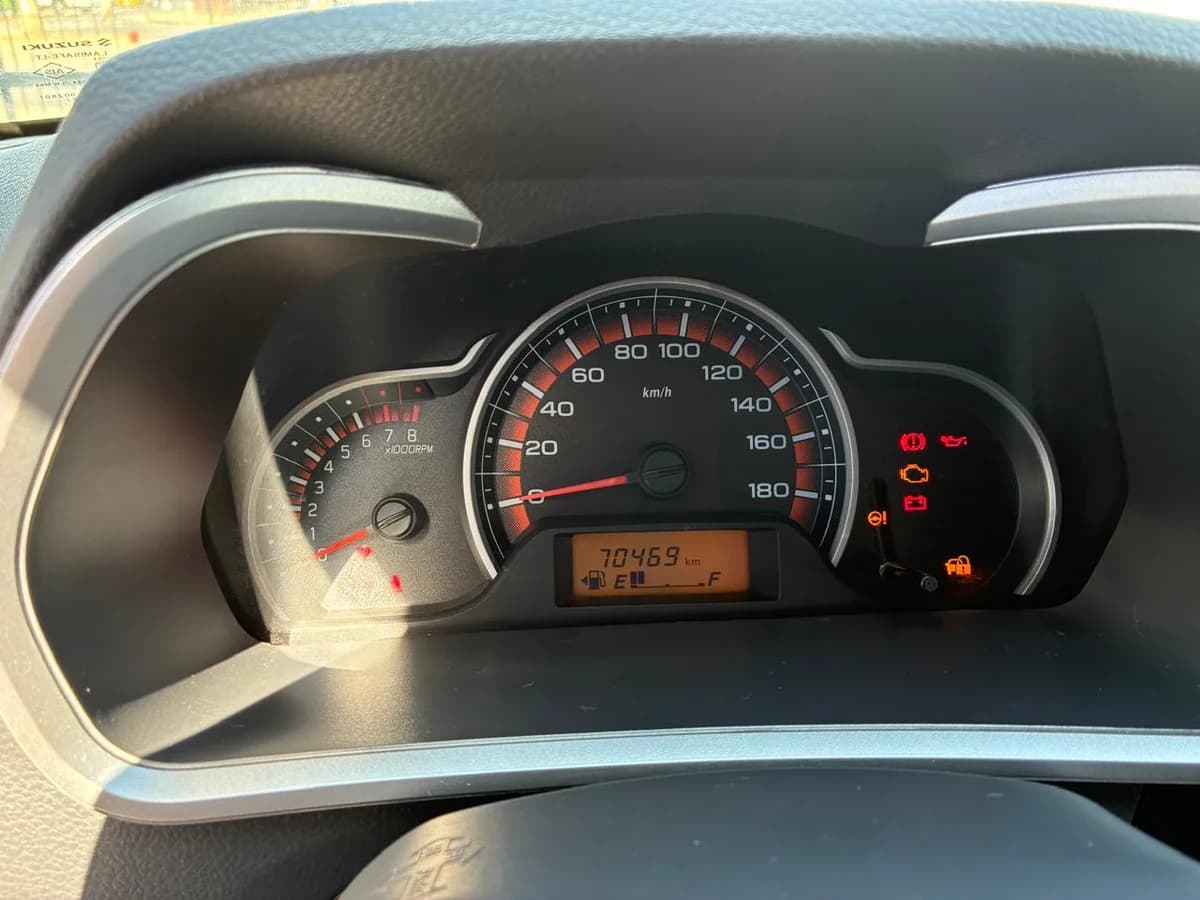 Suzuki Alto K10 GLX 1.0 A/C - Imagen 13