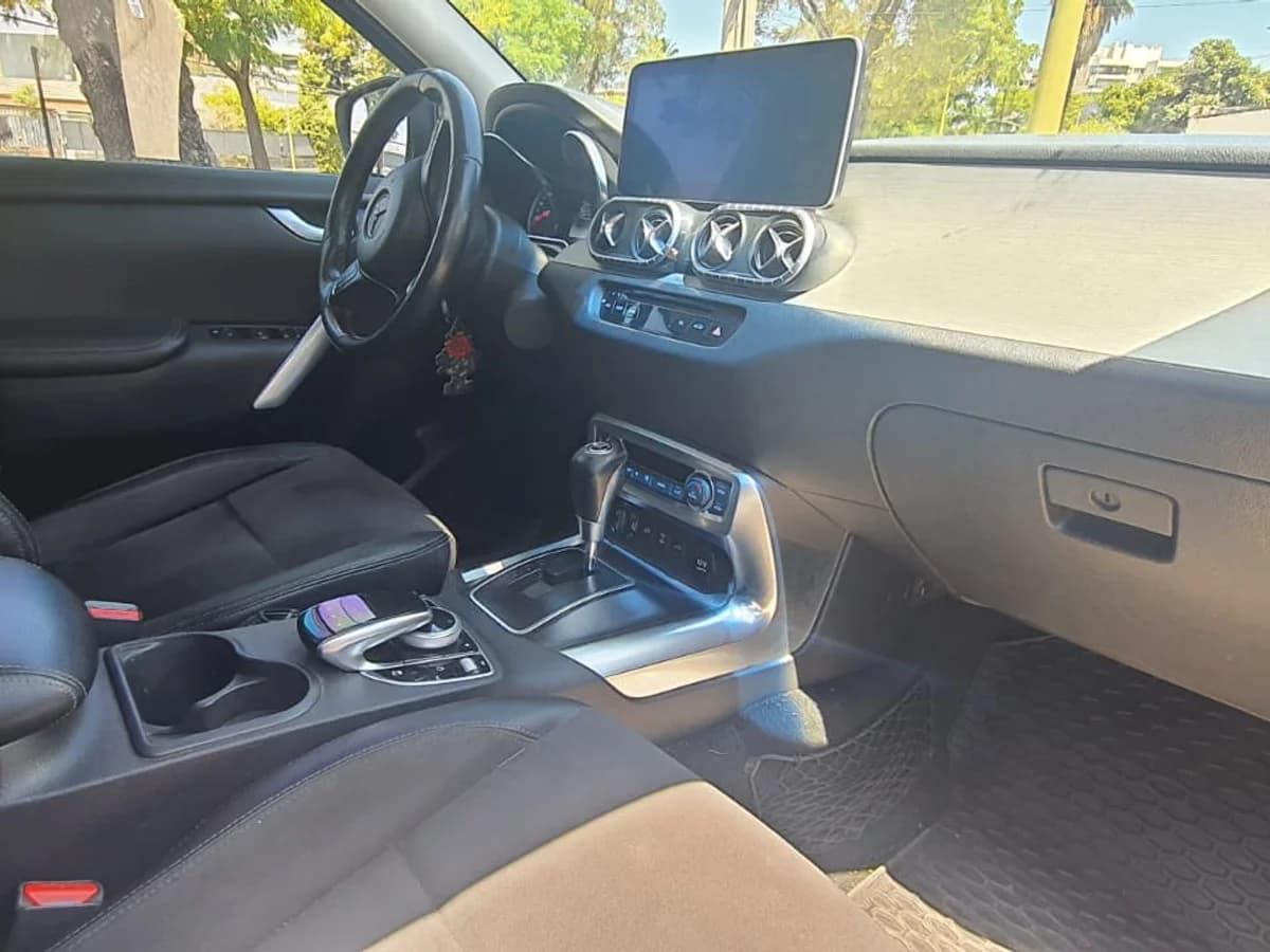 MERCEDES BENZ X250D POWER 4X4 2.3 X250D 4MATIC 2020 - Imagen 17