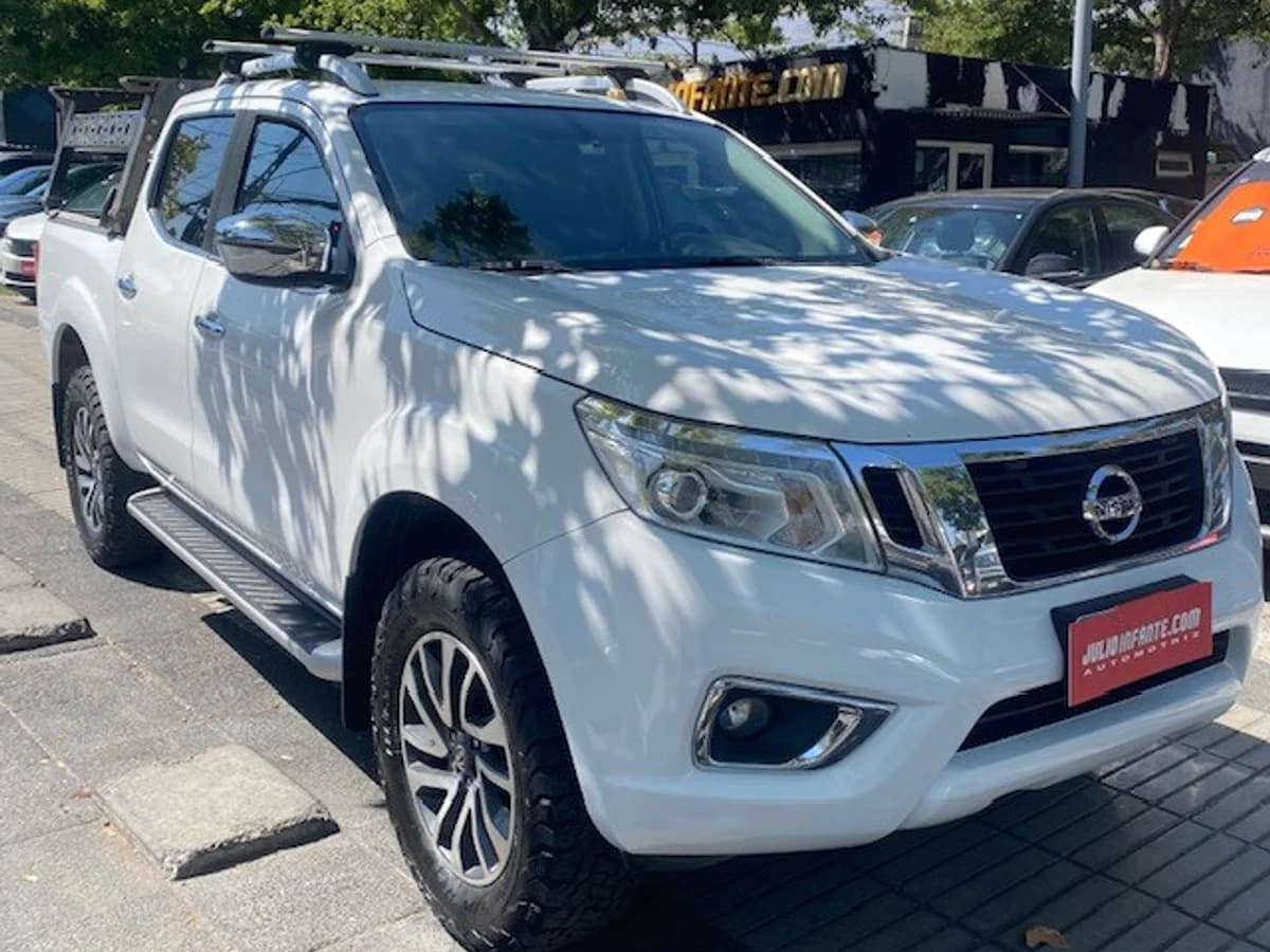 NISSAN NP300 4x4 2.3 AUT 2019 - Imagen 1