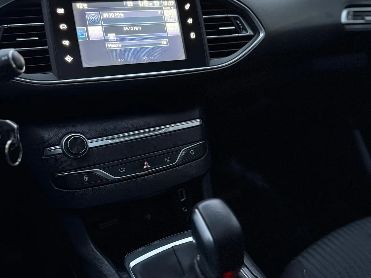 Peugeot 308 Automatico 2016 - Imagen 17