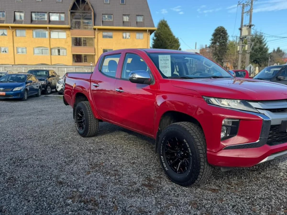 MITSUBISHI L200 Katana Crt 4x4 2022 - Imagen 13
