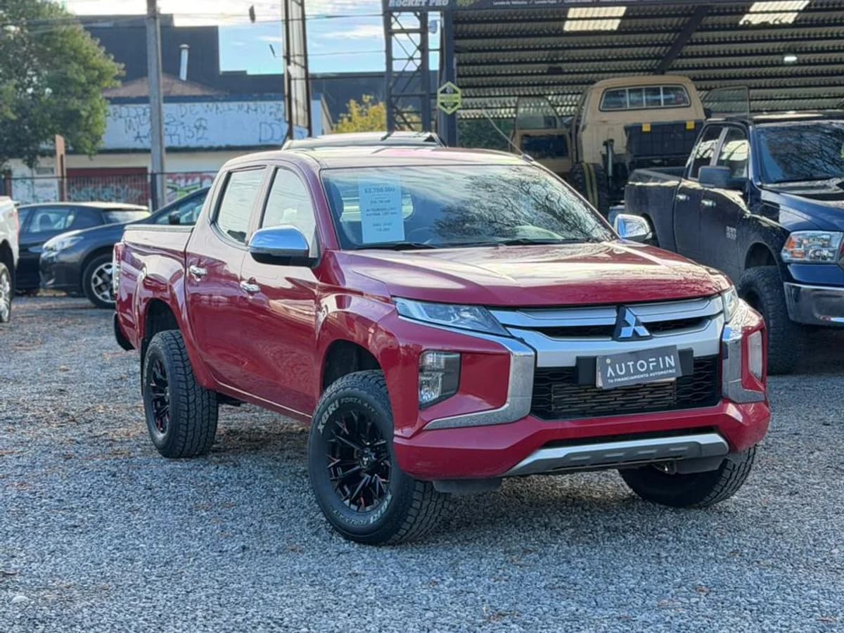 MITSUBISHI L200 Katana Crt 4x4 2022 - Imagen 4