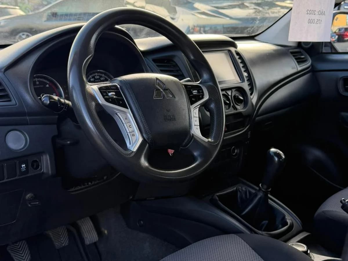 MITSUBISHI L200 Katana Crt 4x4 2022 - Imagen 19