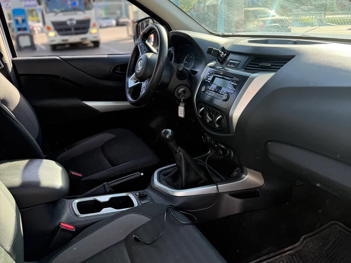 Nissan Navara SE 4x4 2023 - Imagen 4