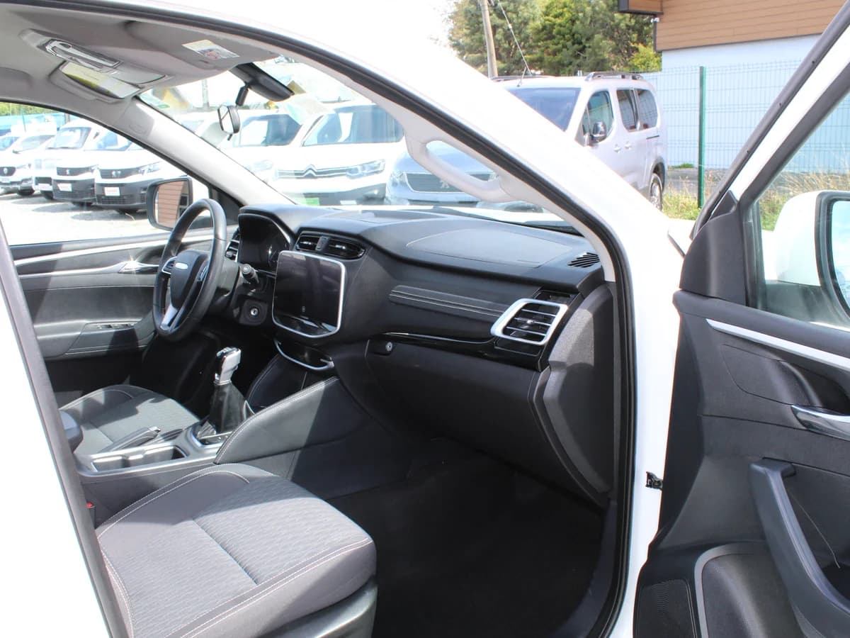 MAXUS T60 GL 4X4 DIÉSEL 2.0 2024 - Imagen 5