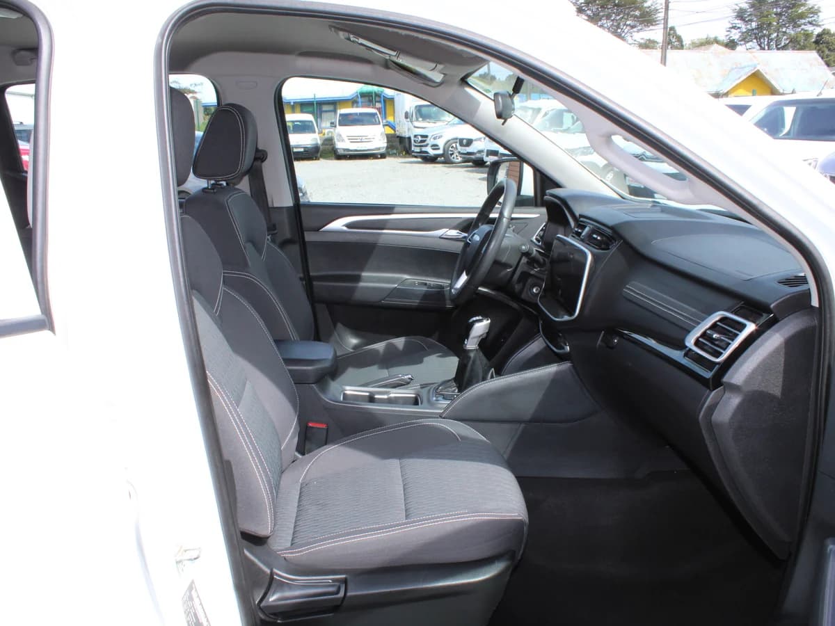 MAXUS T60 GL 4X4 DIÉSEL 2.0 2024 - Imagen 6