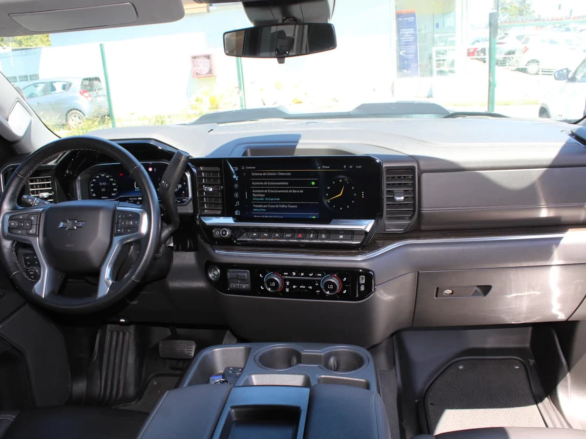 CHEVROLET SILVERADO TRAIL BOSS Z71 2024 - Imagen 7