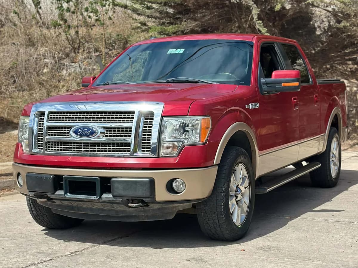 FORD F150 LARIAT 4X4 5.0