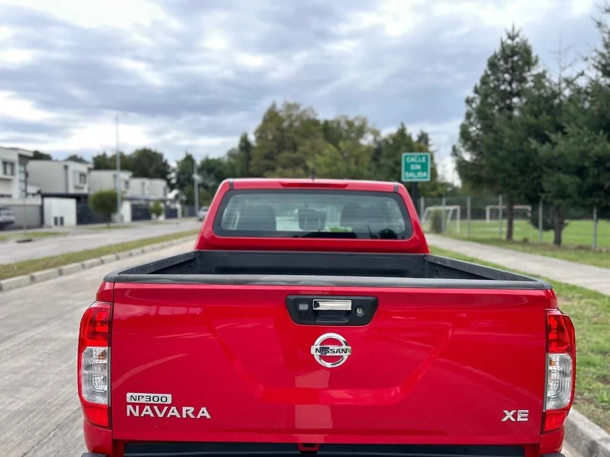 VENDIDA/NISSAN NP300 4X2 - Imagen 3