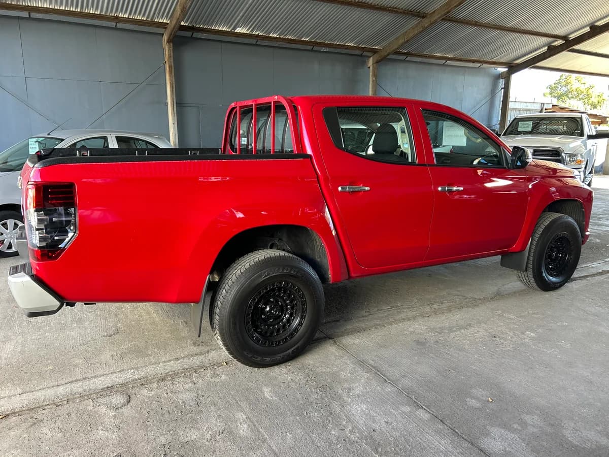 L200 KATANA 4X4 - Imagen 3