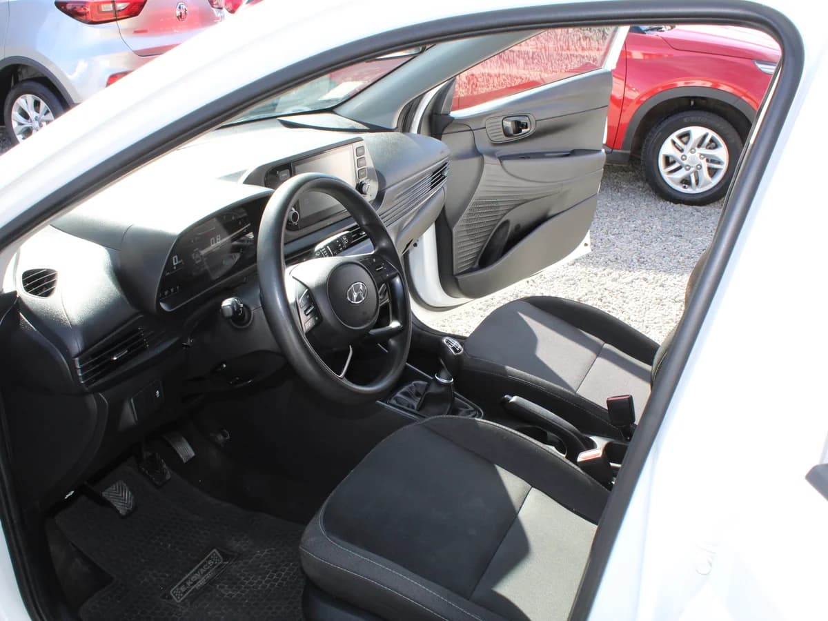HYUNDAI I20 2022 - Imagen 11