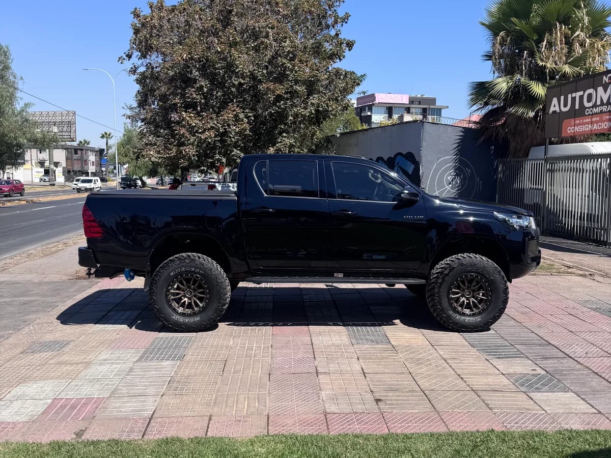 TOYOTA HILUX SR 2.7 - Imagen 7