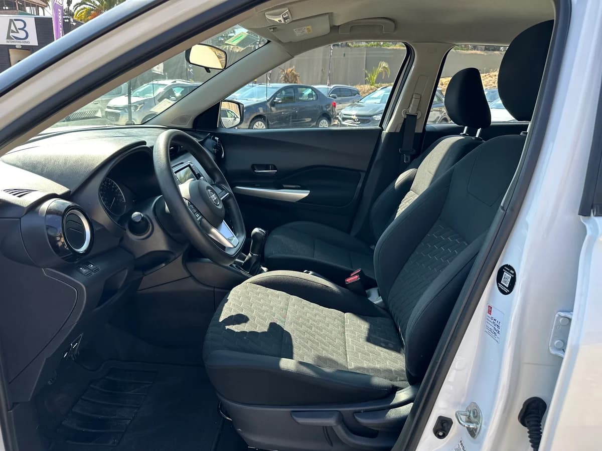 NISSAN KICKS 1.6 MANUAL SENSE, UNICO DUEÑO, MANTENCIONES - Imagen 13