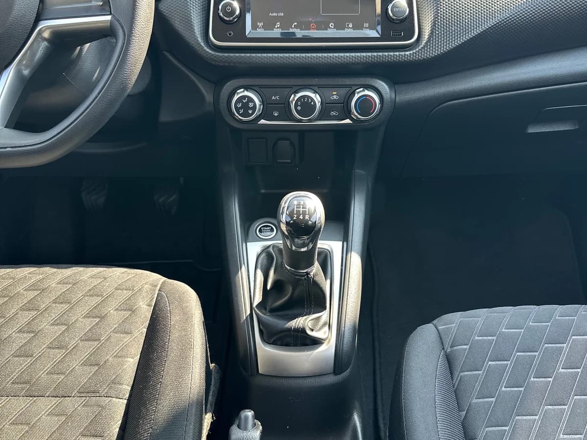NISSAN KICKS 1.6 MANUAL SENSE, UNICO DUEÑO, MANTENCIONES - Imagen 18
