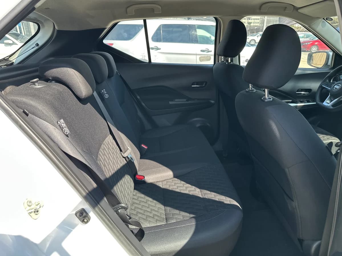 NISSAN KICKS 1.6 MANUAL SENSE, UNICO DUEÑO, MANTENCIONES - Imagen 21
