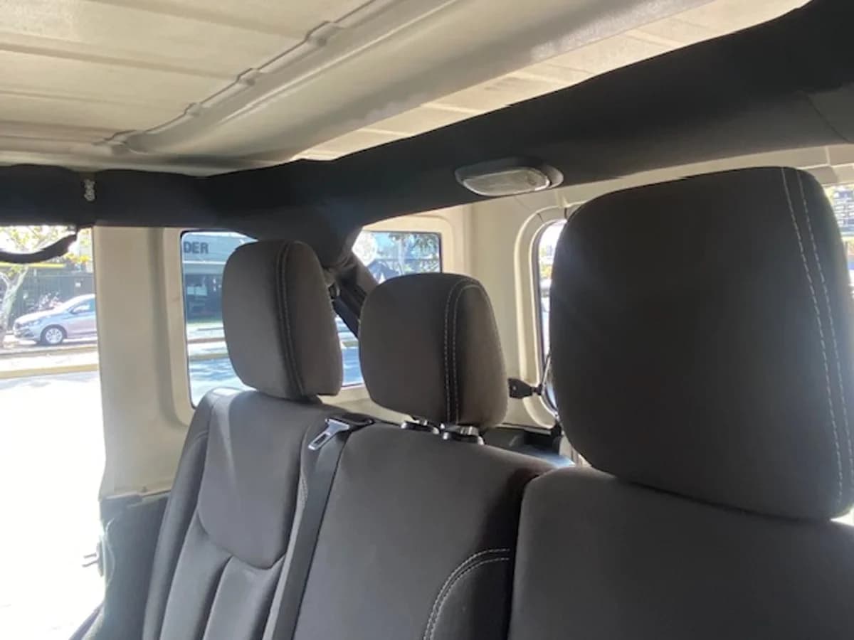 JEEP WRANGLER UNLTD Sahara 4x4 2.8 2015 - Imagen 21