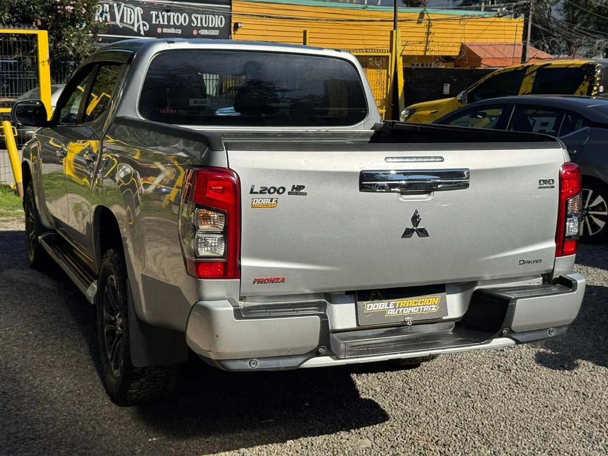 MITSUBISHI L200 DAKAR HP - Imagen 6