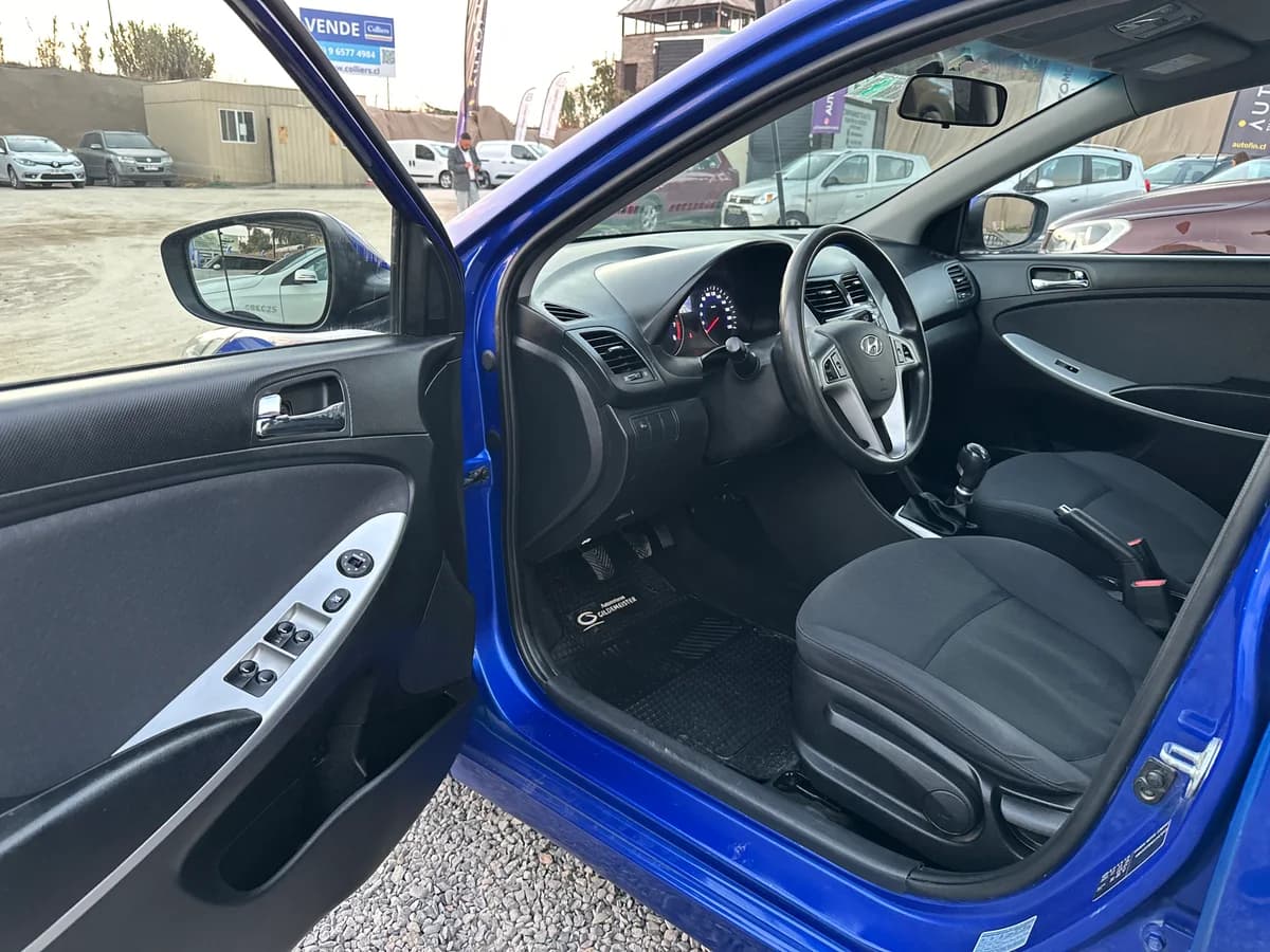HYUNDAI ACCENT 1.4 RB HB GLS AC 2AB ABS - Imagen 12