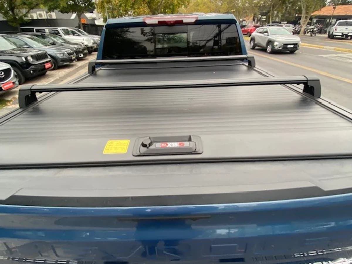 CHEVROLET SILVERADO Diesel 3.0 TD 2024 - Imagen 11