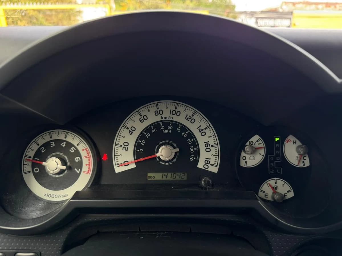 TOYOTA FJ CRUISER 2009 - Imagen 11