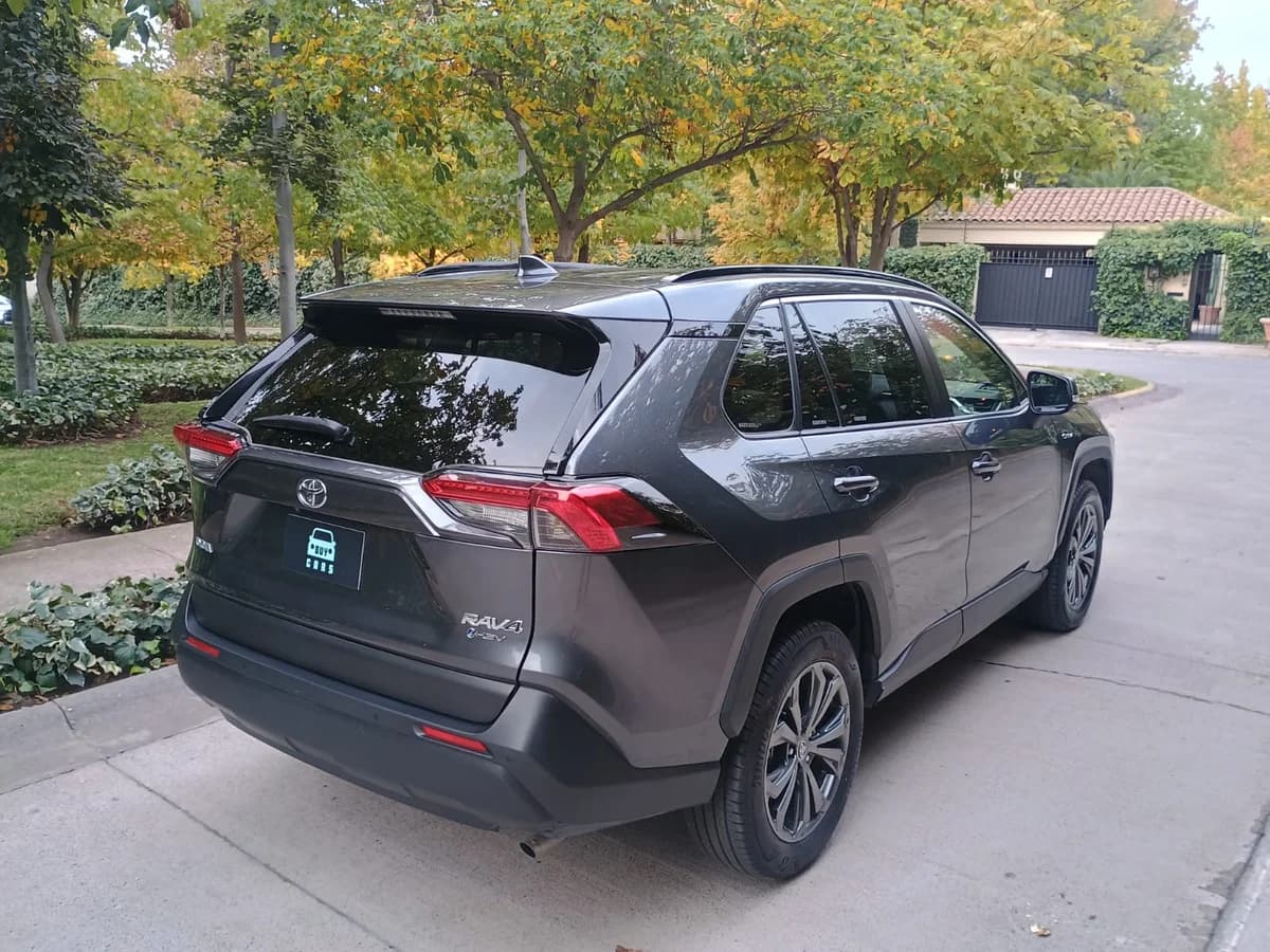 Toyota RAV4 2.5 Hybrid 4x2 CVT ( perdida por robo ) - Imagen 4