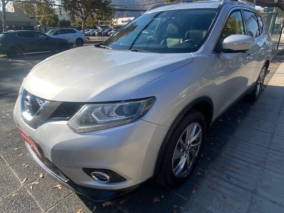 NISSAN X-TRAIL 2.5 Aut. 4x4 2015 - Imagen 2