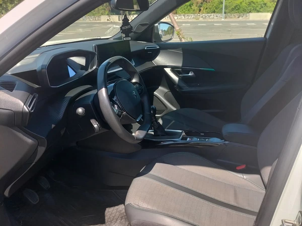 PEUGEOT 2008 PURETECH 130 1.2 Puretech 130 1.2 2023 - Imagen 8