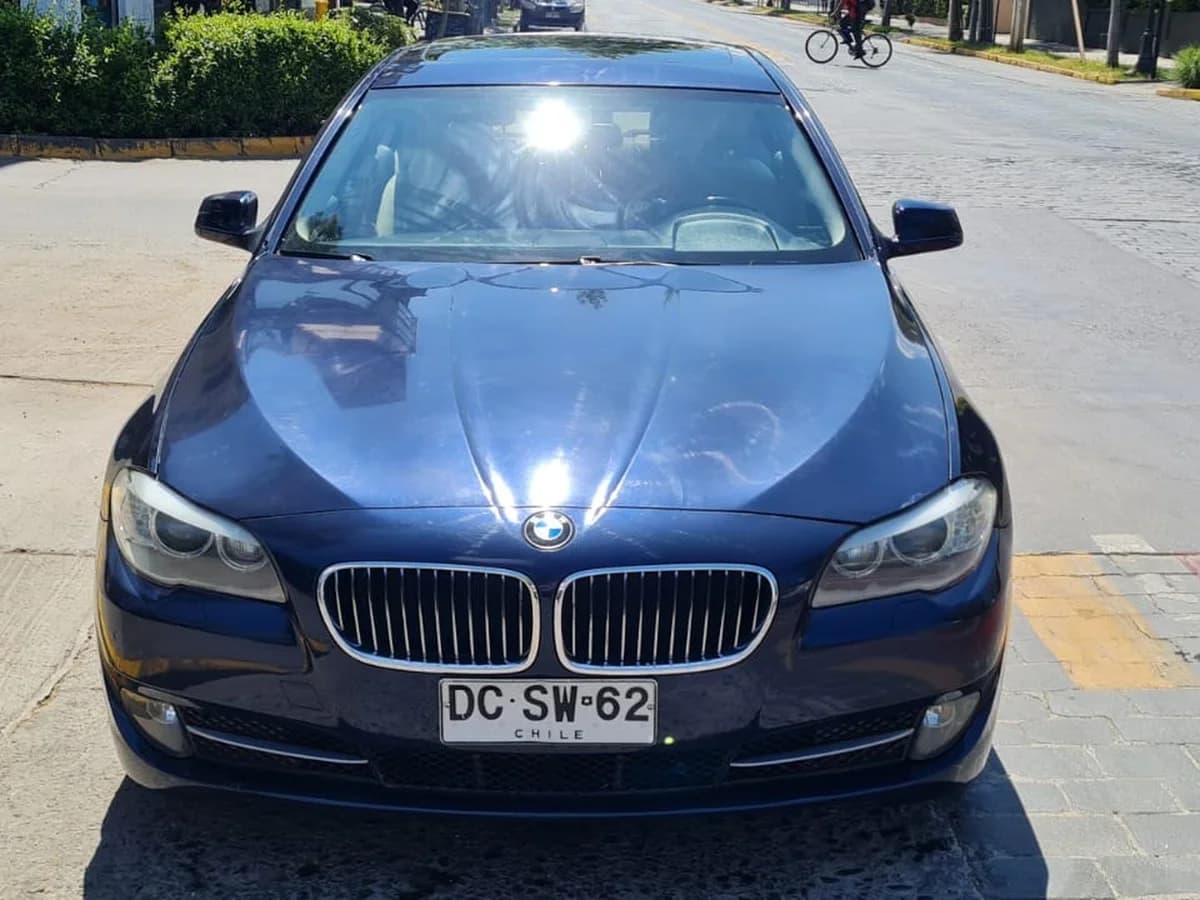 2011 BMW 530 turbo diesel 3.0 - Imagen 1