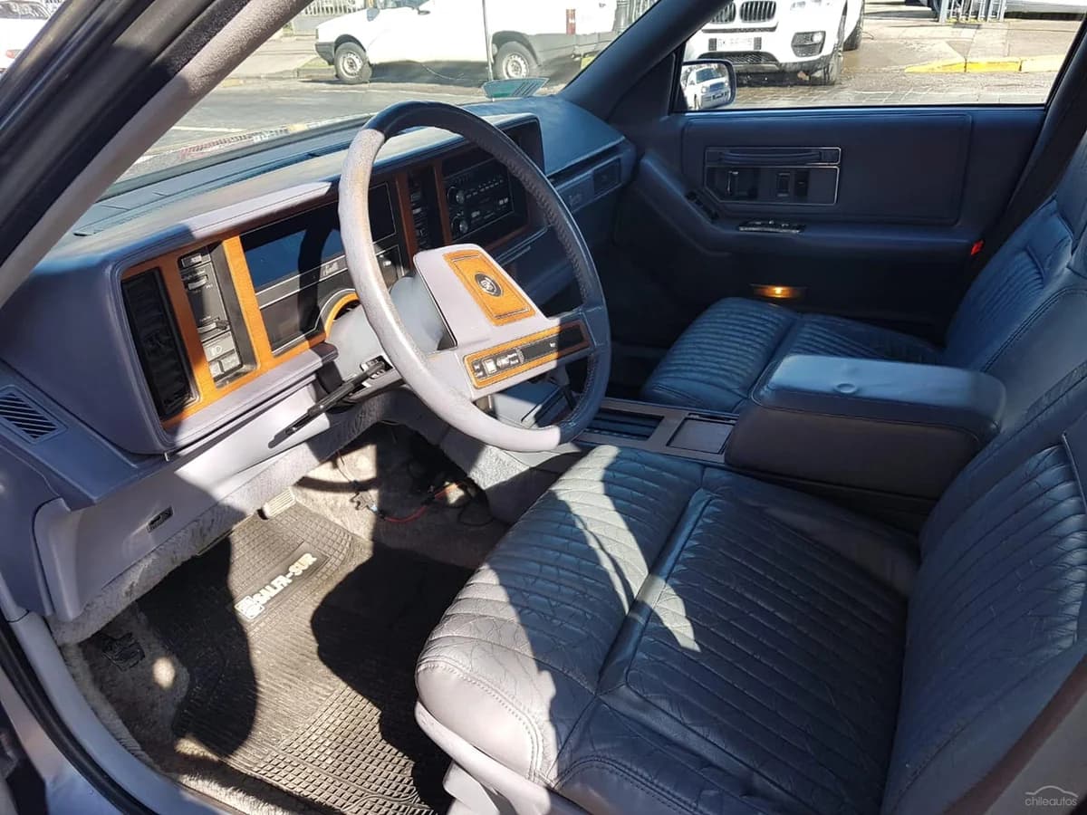 Cadillac Seville V8 1987 - Clásico Americano de Época - Imagen 10