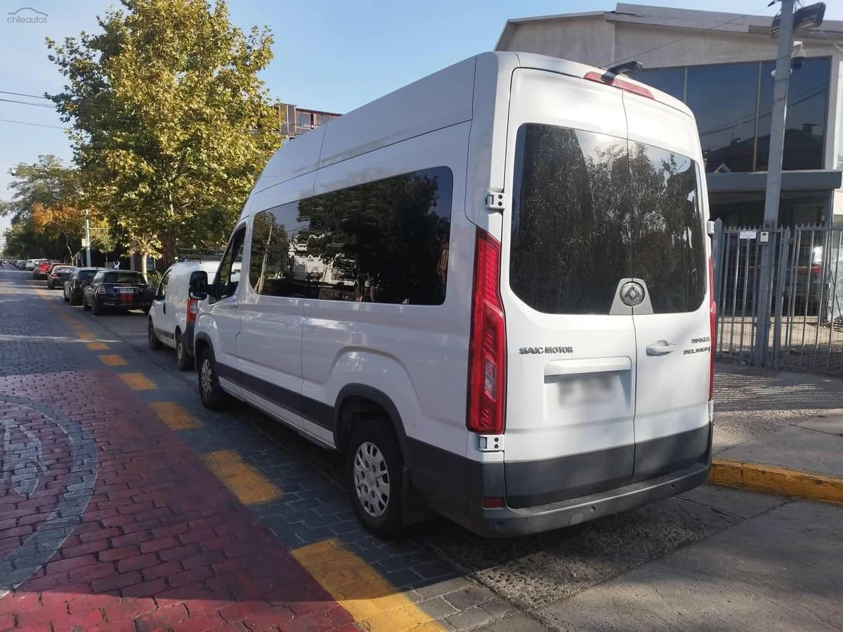 Maxus V90 Minibús Automático 2022 - Imagen 3
