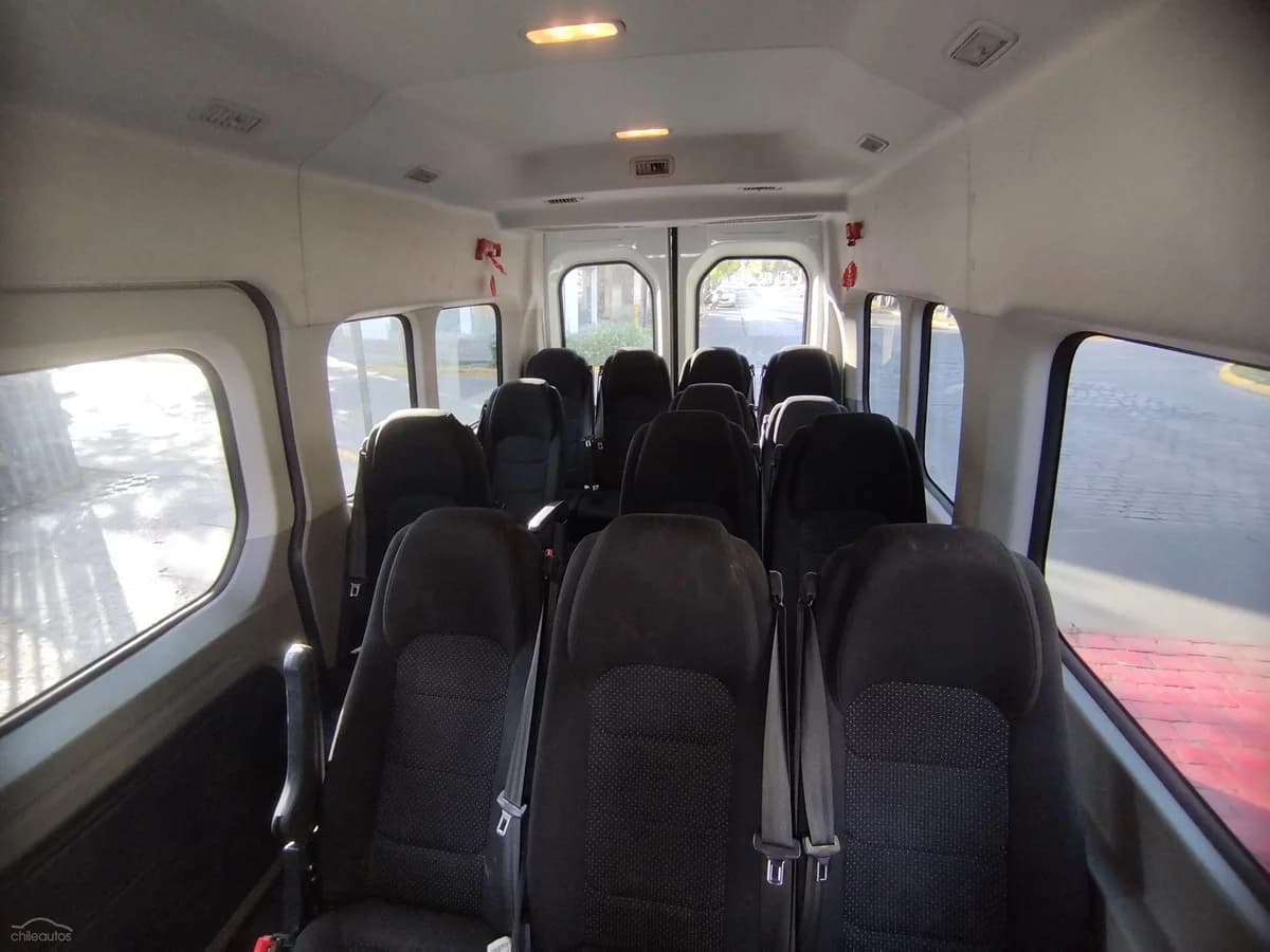 Maxus V90 Minibús Automático 2022 - Imagen 7