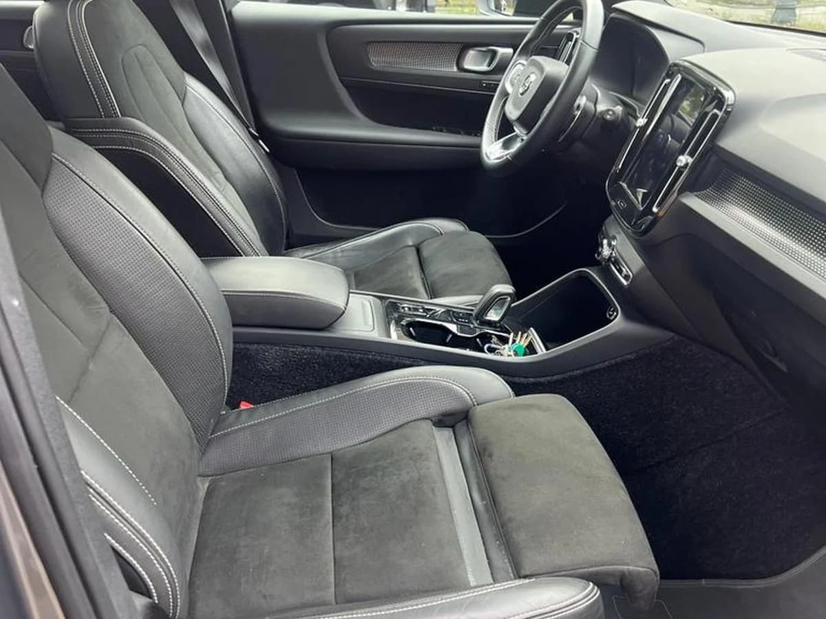 VOLVO XC40 T5 R-DESIGN 2019 - Imagen 7