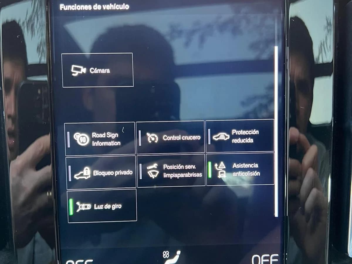 VOLVO XC40 T5 R-DESIGN 2019 - Imagen 11