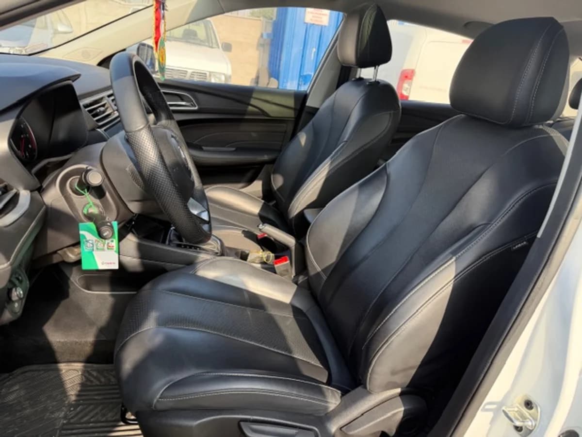 2024 MG MG5 1.5 CVT COM - Imagen 8